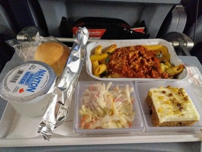 Essen von AirBerlin im Flugzeug