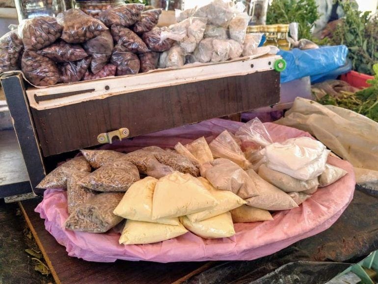 Pulver auf dem Markt in Praia Santiago Kapverden