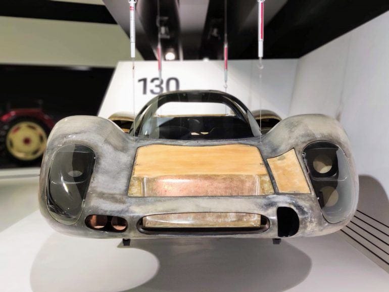Automodell im Porsche Museum Stuttgart
